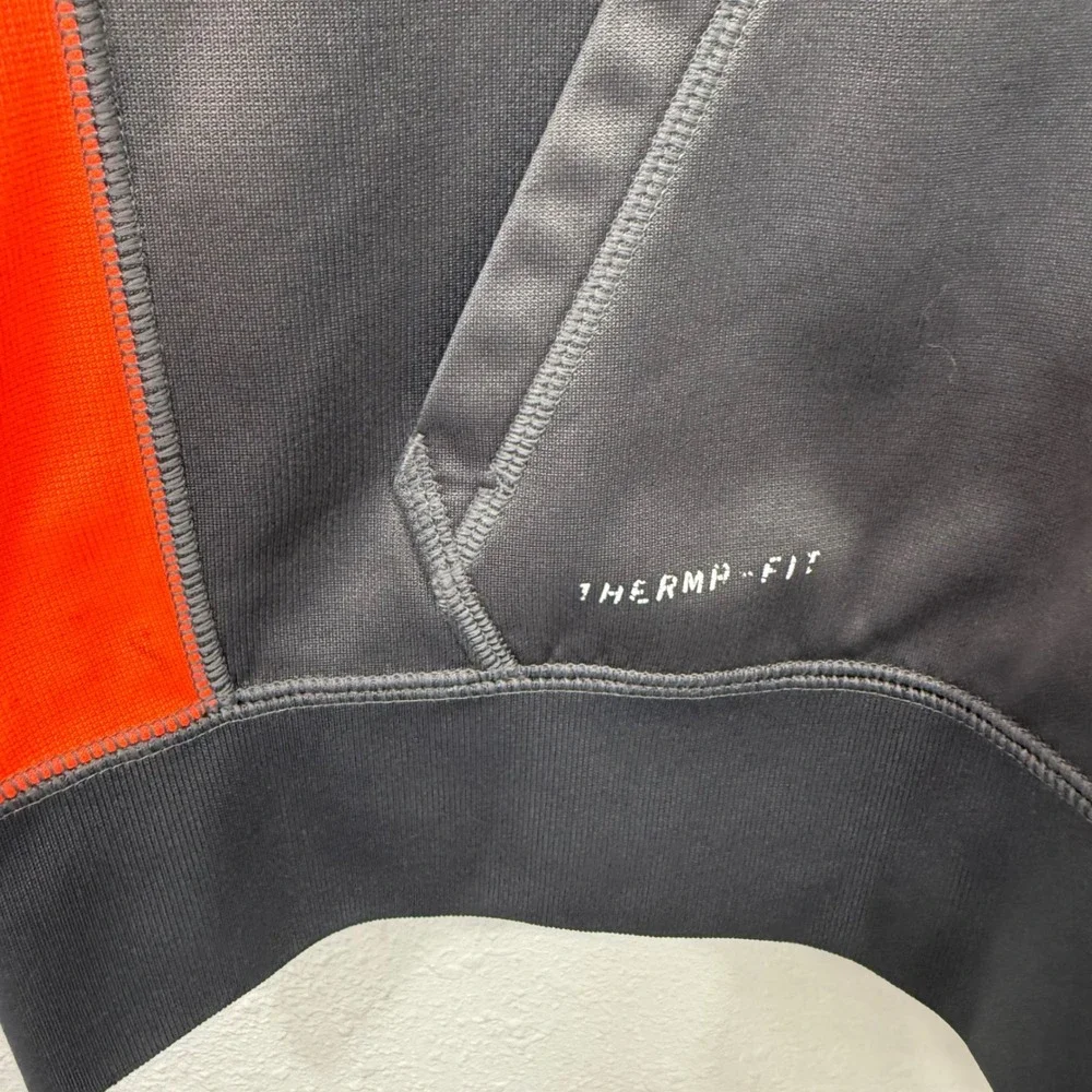 Nike Therma Fit Hoodie Gray‎ Orange Swoosh Athletic Performance Kids XL